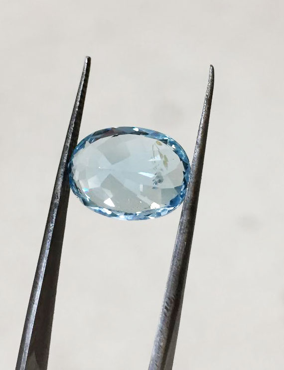 8.37 Ratti (7.54 ct) Natural Blue Topaz